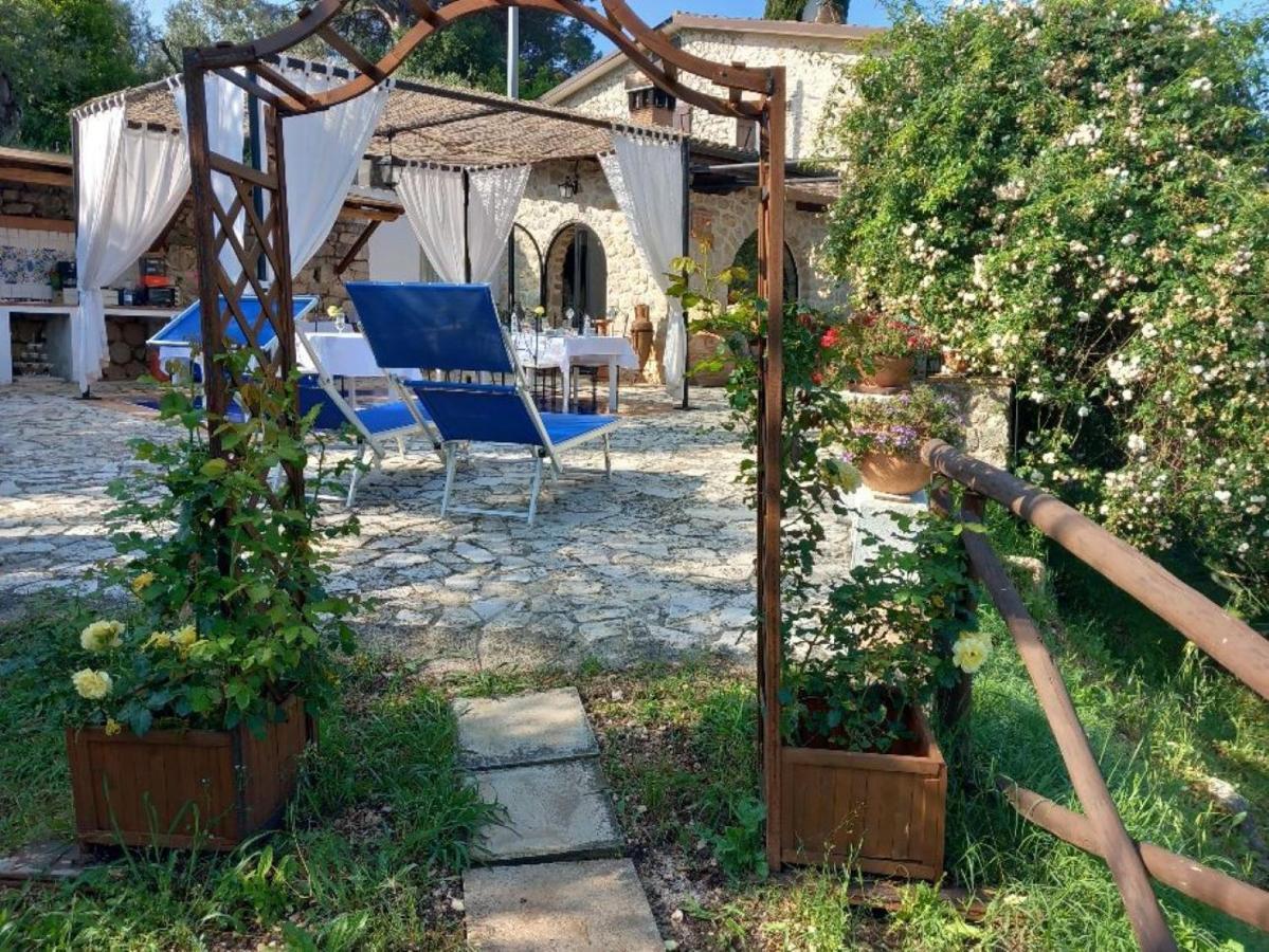 B&B H.M. Sonnino Kültér fotó
