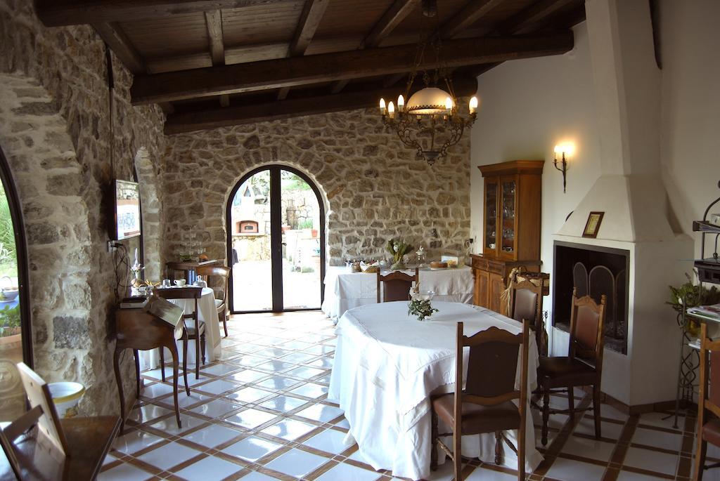 B&B H.M. Sonnino Kültér fotó